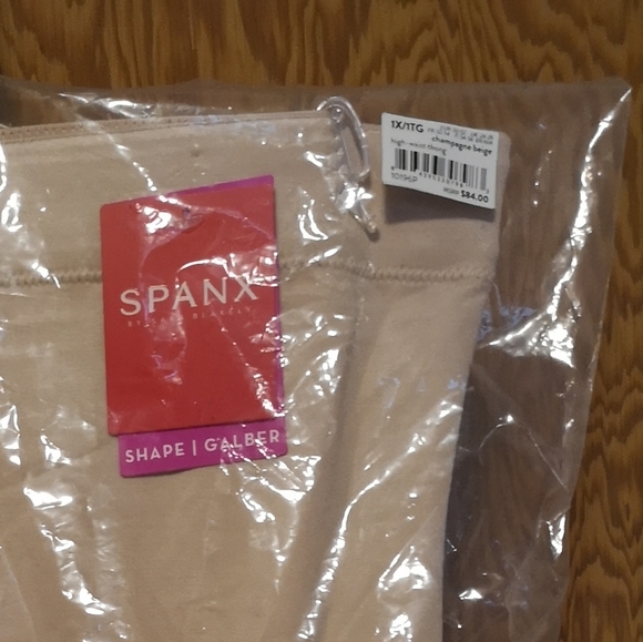 SPANX  High-Waisted Thong - Picture 2 of 10